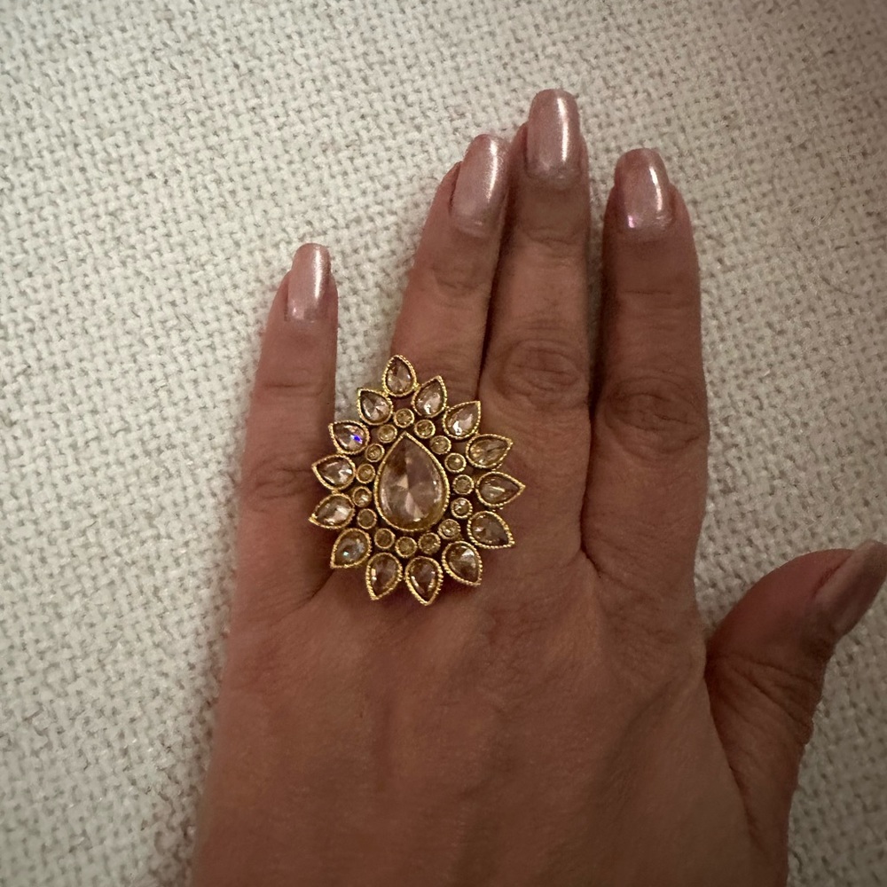 Beautiful ring from India with intricate detail. Size is adjustable